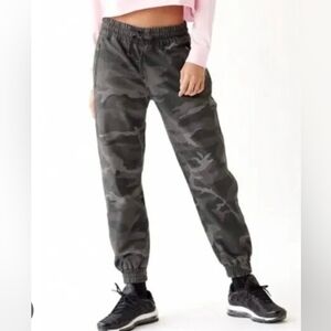 Aritzia TNA Alix grey camo joggers drawstrings cotton pants XXS